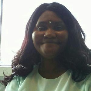 Meet your Posher, Tina pastor